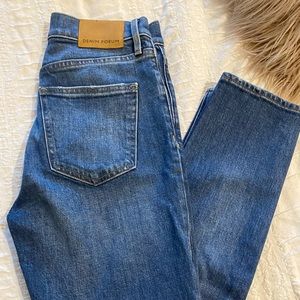 Aritzia denim forum high rise